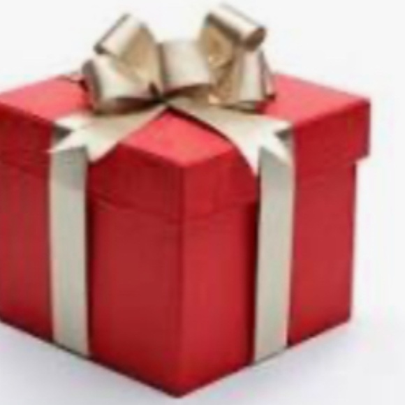 On Running Women's Mystery Grab Bundle🎊🎈🎁 - Picture 2 of 3